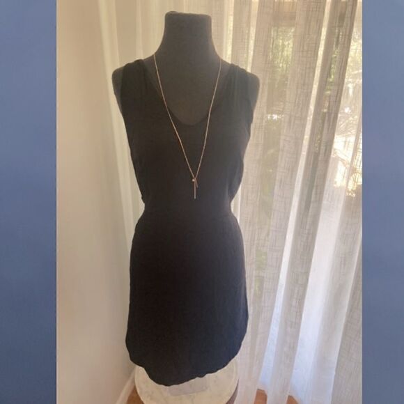 Chelsea28 Twist Back Little Black Dress size M - Picture 10 of 13